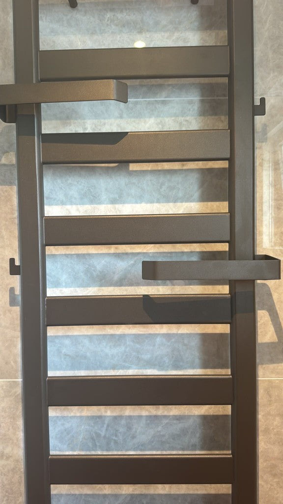 Klantfoto: Oval Delux · 1320×466 · urban taupe · 2 split + 2 haak